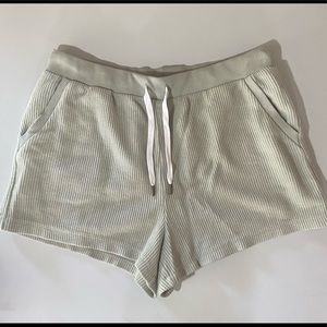 NWT Aerie soft ribbed shorts, sage green in size XL
